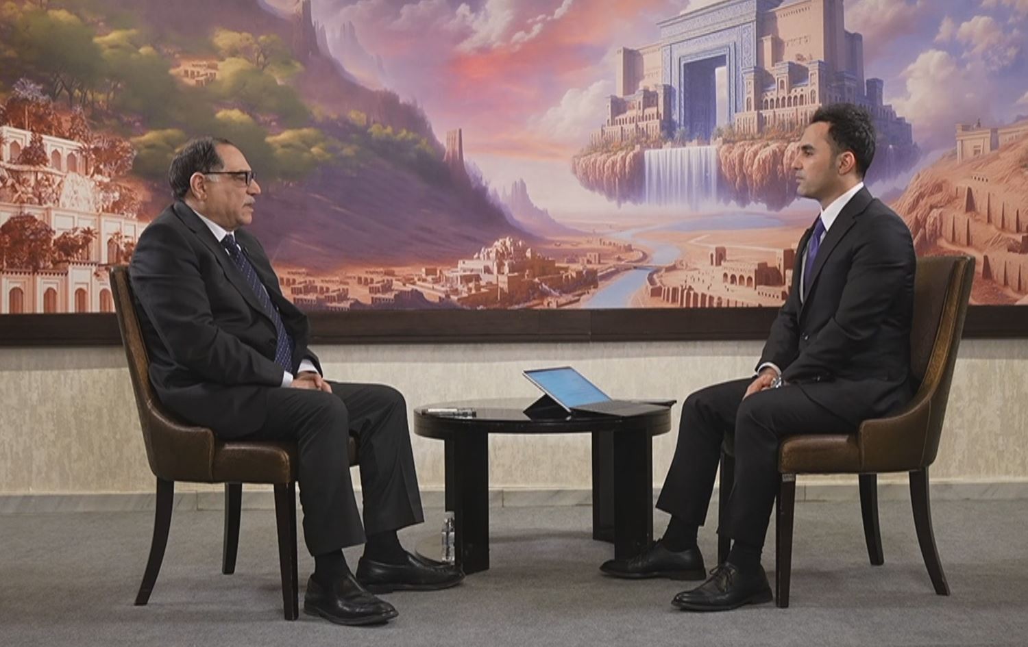 Al-Sudani’s advisor: Emergency conditions may cause oil prices to fall to $60