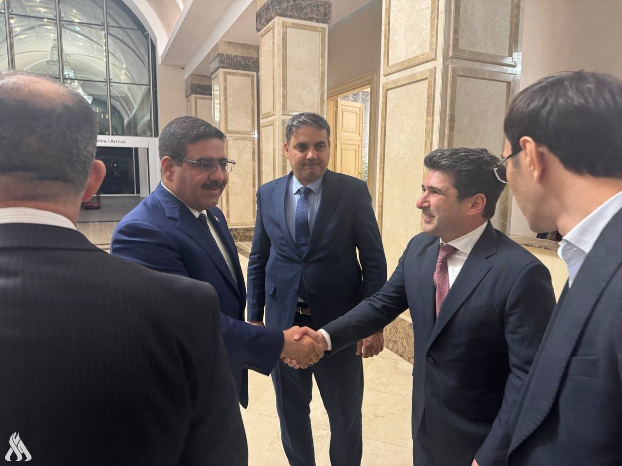 Iraqi Trade Minister Leads Delegation to Baku for Talks on Strengthening Economic Ties