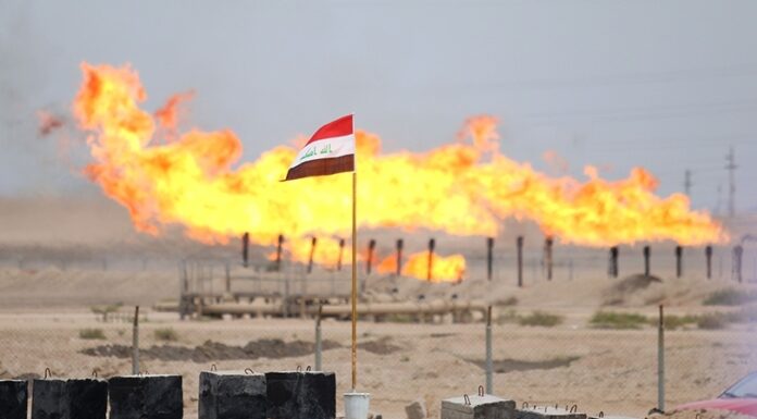 Oil Prices Recover Slightly After Recent Decline Amid Tariffs and Rising Output