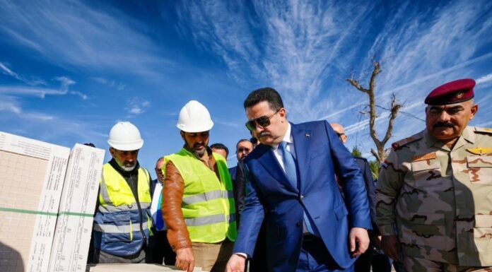 Prime Minister Oversees Signing of Medical City Construction Deal in Dhi Qar