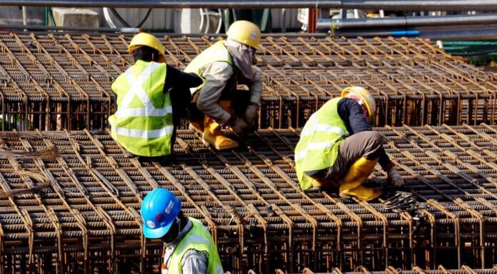 Employment Rule Requires Equal Hiring of Iraqi and Foreign Workers