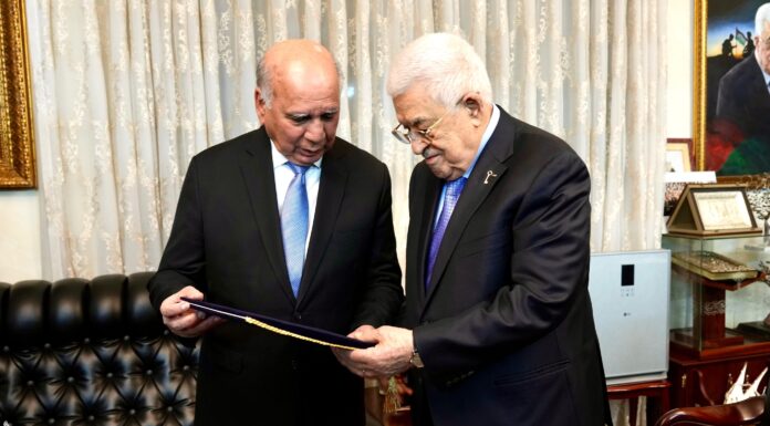 Iraq Delivers Official Invitation to Palestinian President for Upcoming Arab Summit