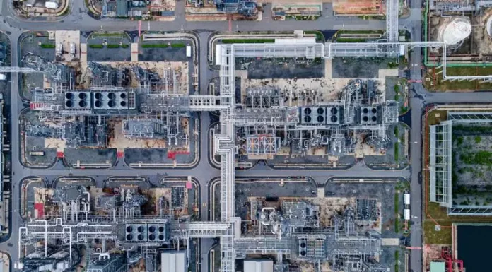 Al-Sudani Launches Al-Diwaniyah Refinery Expansion to Strengthen Iraq’s Energy Sector