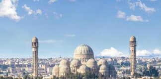 Mosul Municipality rewards citizen for fighting illegal garbage dumping