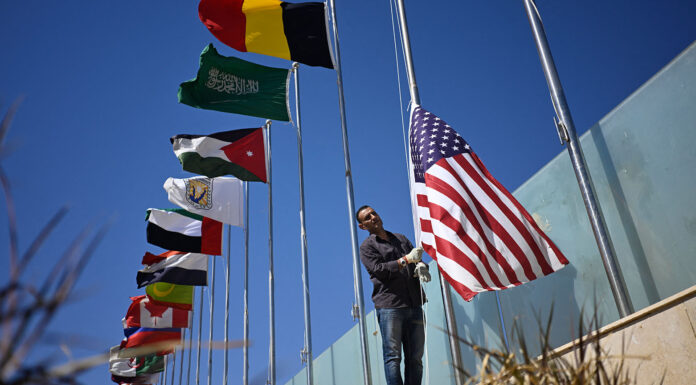 Iraq Affirms Regional Leadership at Sharm el-Sheikh Summit