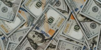 Dollar Market Fluctuations in Iraq