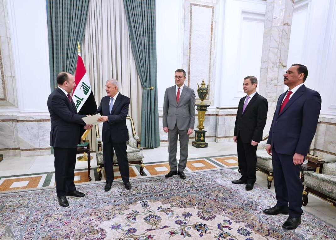 President Abdul Latif Jamal Rashid Presents Key Appointments to Baghdad and Salah al-Din