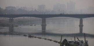 Iraq Pollution Crisis: A Nation Struggles to Breathe