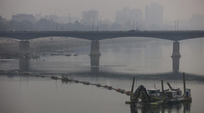 Iraq Pollution Crisis: A Nation Struggles to Breathe