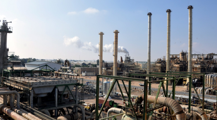Basrah Crude Prices Surge as Iraq Defies Global Oil Decline