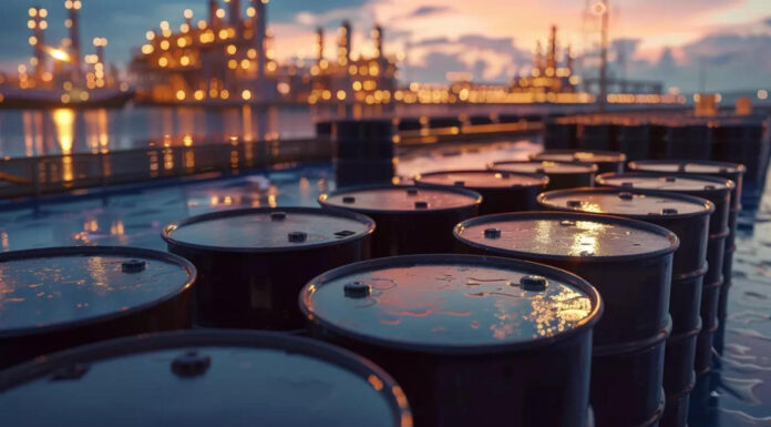 Global Oil Prices: Oil Falls 4% on U.S.-Iran Ceasefire Hopes