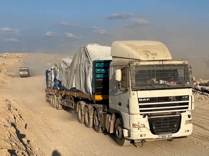 Trucks Crossing into Iraq Struggle Amid Border Closures