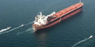 Iraq Confirms Two Oil Tankers Crossed Strait of Hormuz Amid Shipping Restrictions