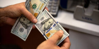 Iraq’s Dollar Surge Deepens Market Anxiety as Dinar Pressure Builds