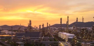 Iraq’s Budget Crisis Deepens as Oil Shock Threatens State Finances