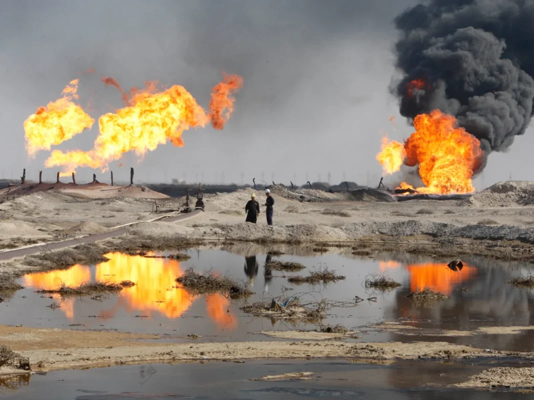 Iraq’s Gas Flaring Crisis Deepens as Billions Go Up in Smoke