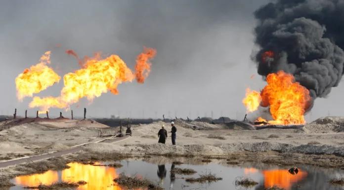 Iraq’s Gas Flaring Crisis Deepens as Billions Go Up in Smoke