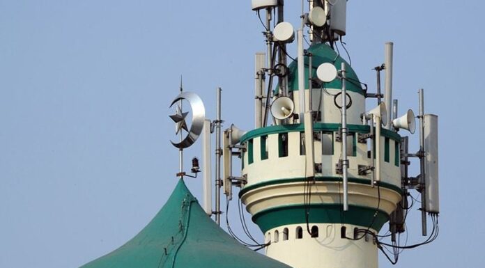 Duhok Mosque Loudspeaker Rules Ignite Debate Over Noise and Prayer Broadcasts