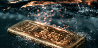 Gold Prices Tumble as Hormuz Tensions Send Oil Soaring