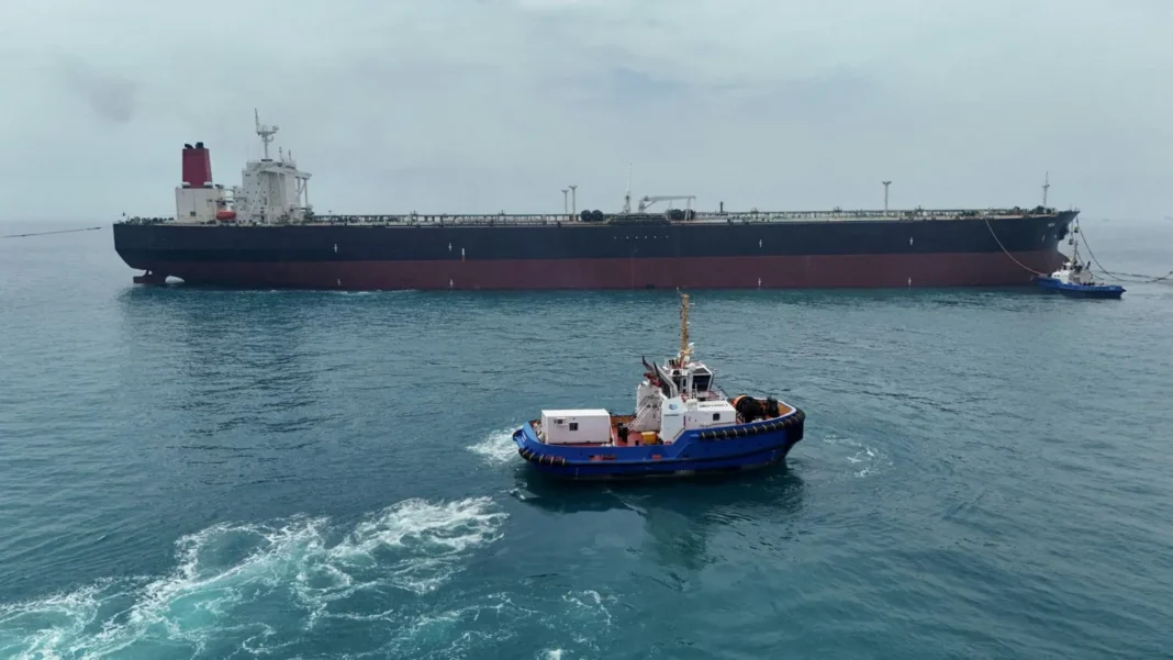 Drone Strikes Tanker at Iraq’s Basra Port as Oil Exports Continue